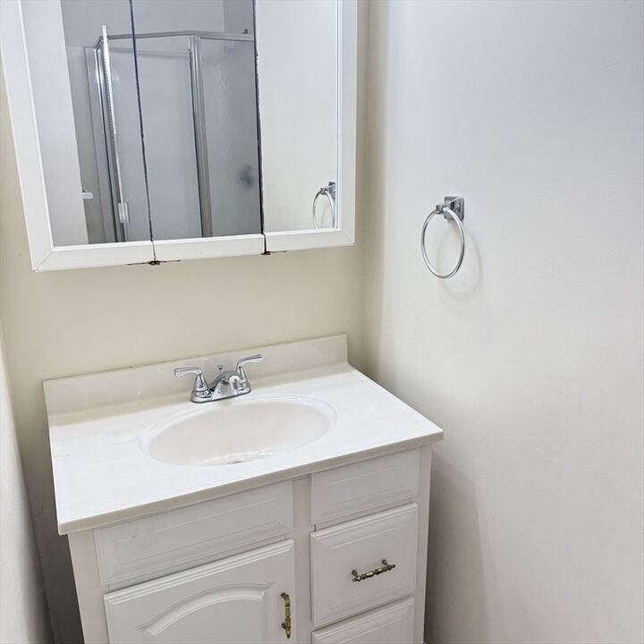 Property Photo: 86 Ellery St 5B MA 02138