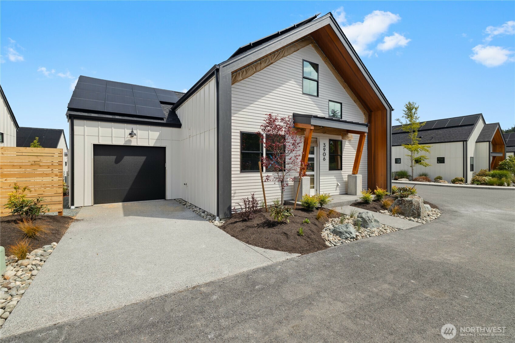 Property Photo: 3906 Crosswinds Court WA 98221