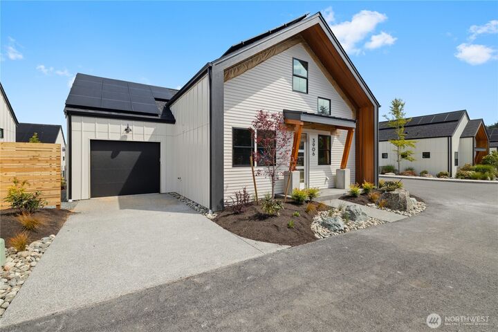 Property Photo:  3906  Crosswinds Court  WA 98221 