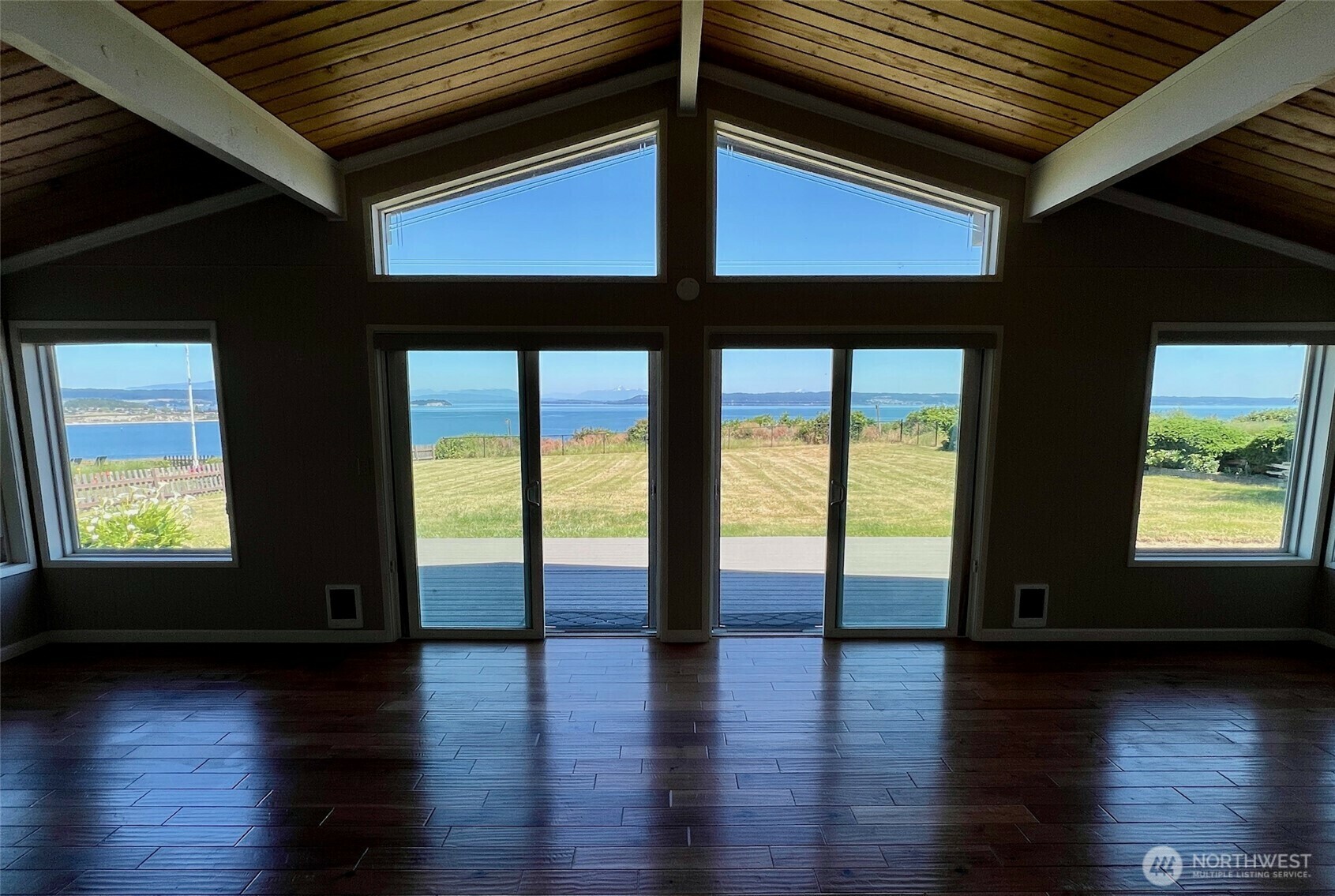 Property Photo: 1412 Bonnie View Acres Road WA 98277