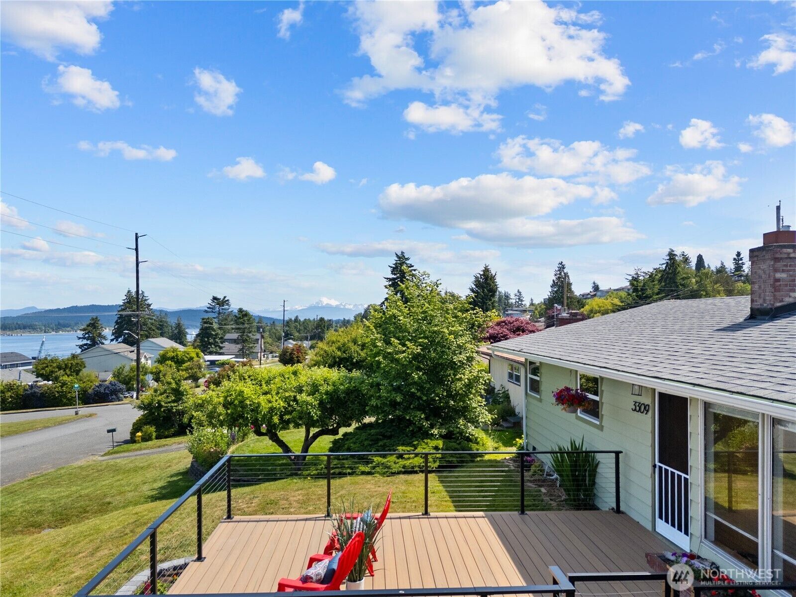 Property Photo:  3309 W 2nd Street  WA 98221 