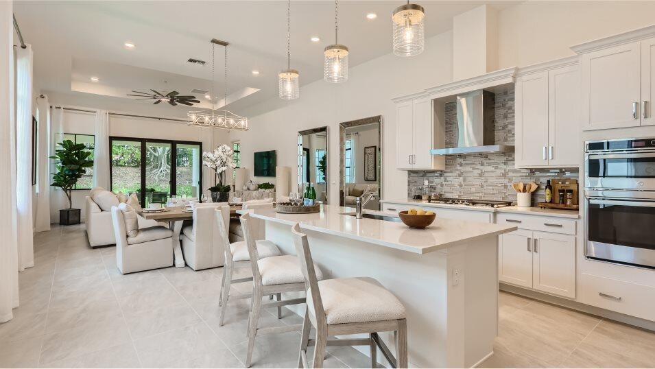 Property Photo: 504 SE Fascino Circle FL 34984