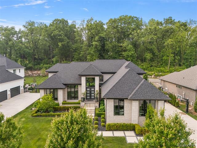 212 Enclave Court  Rochester MI 48306 photo