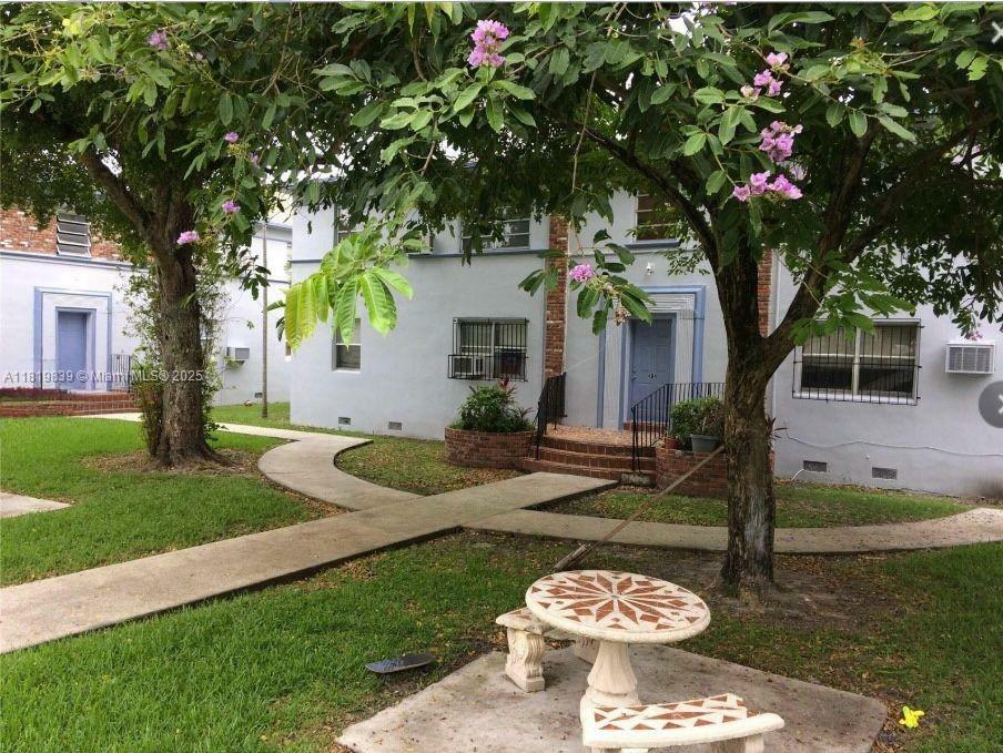 Property Photo: 424 NE 82nd St 4C FL 33138
