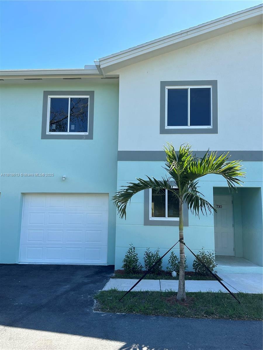 Property Photo: 730 NW 2nd Ave 0 FL 33311