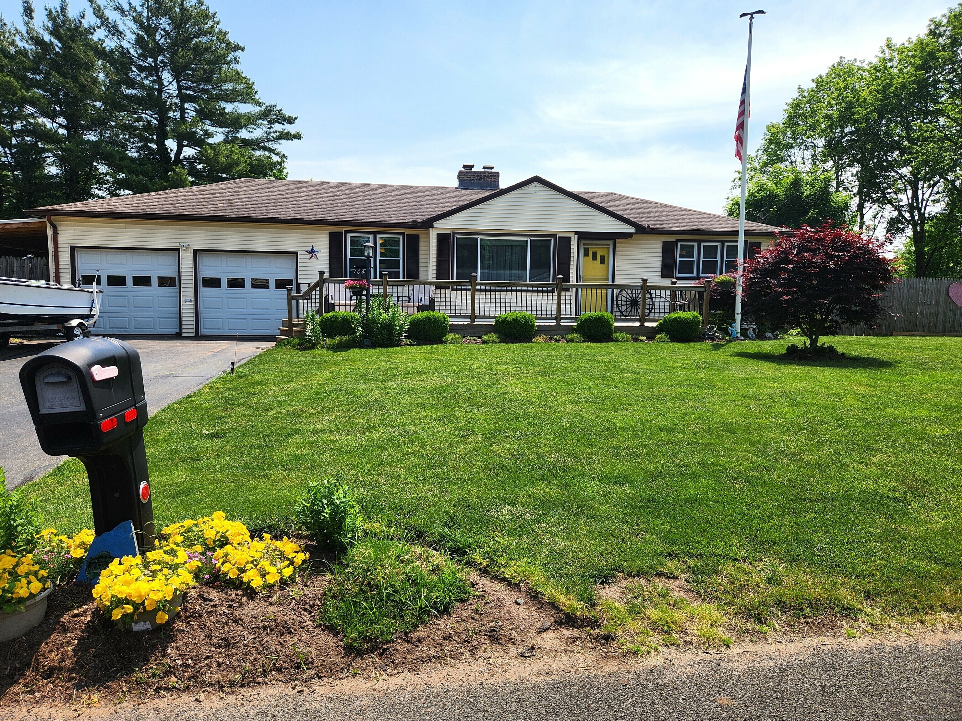 Property Photo: 104 Old Stagecoach Road CT 06450