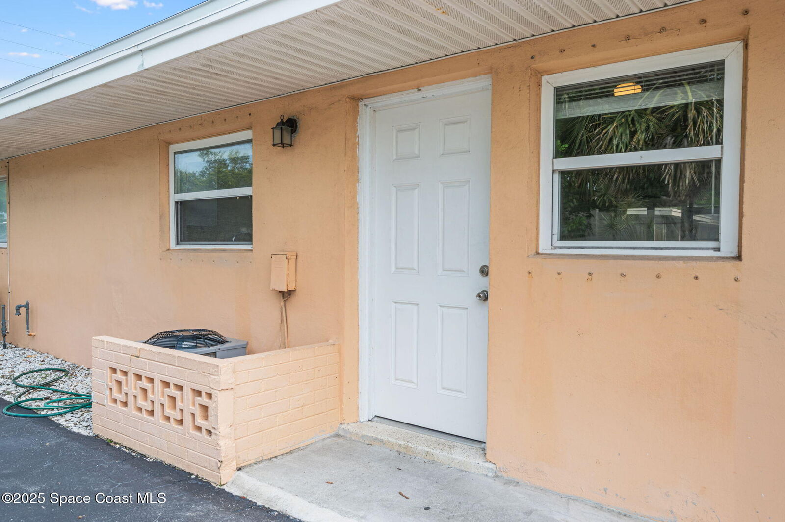 Property Photo:  714 Catalina Road  FL 32931 