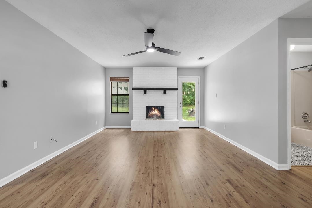 Property Photo: 827 Alliegood Avenue FL 32303