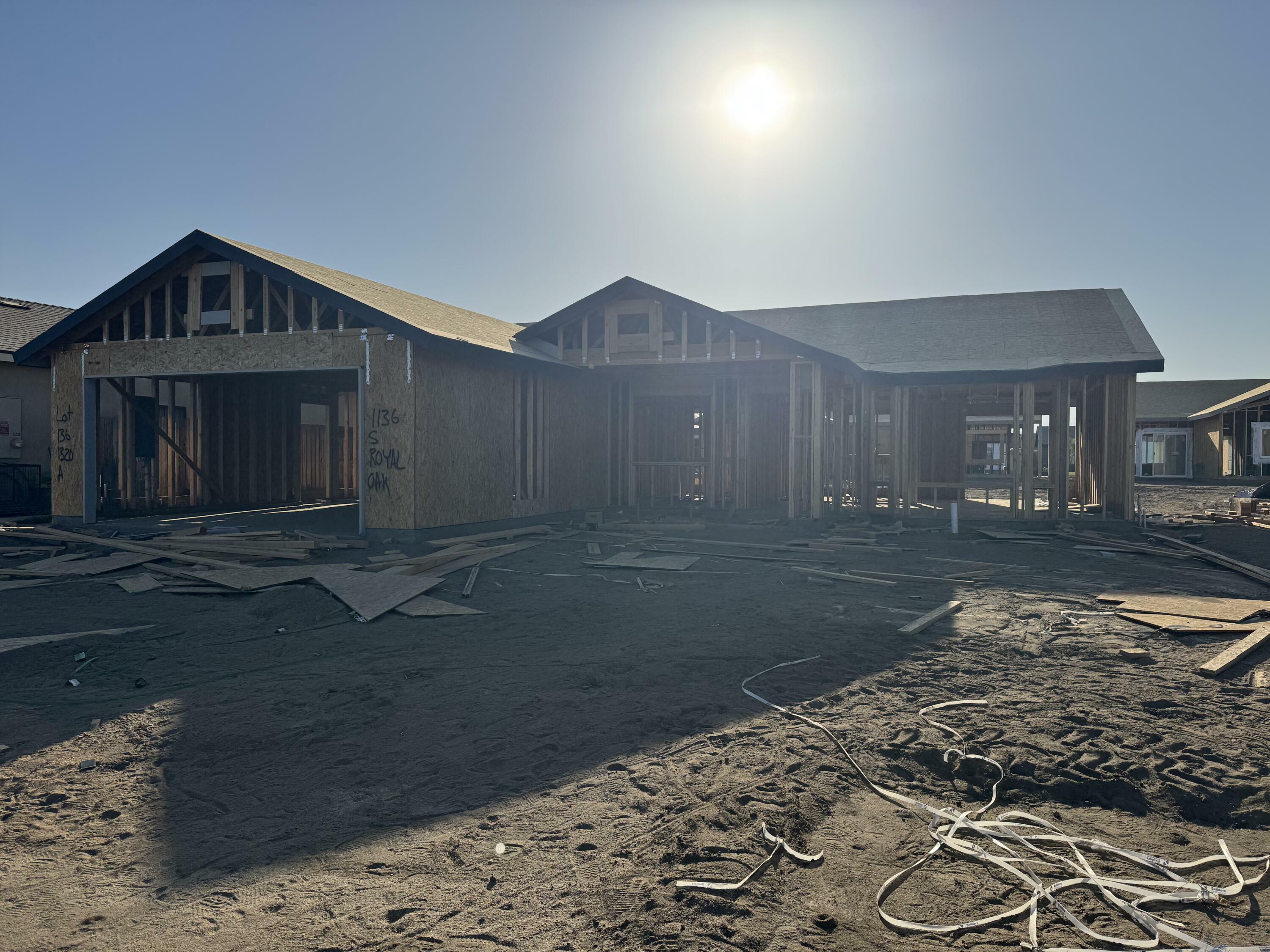 Property Photo: 1136 S Royal Oak Place W CA 93257