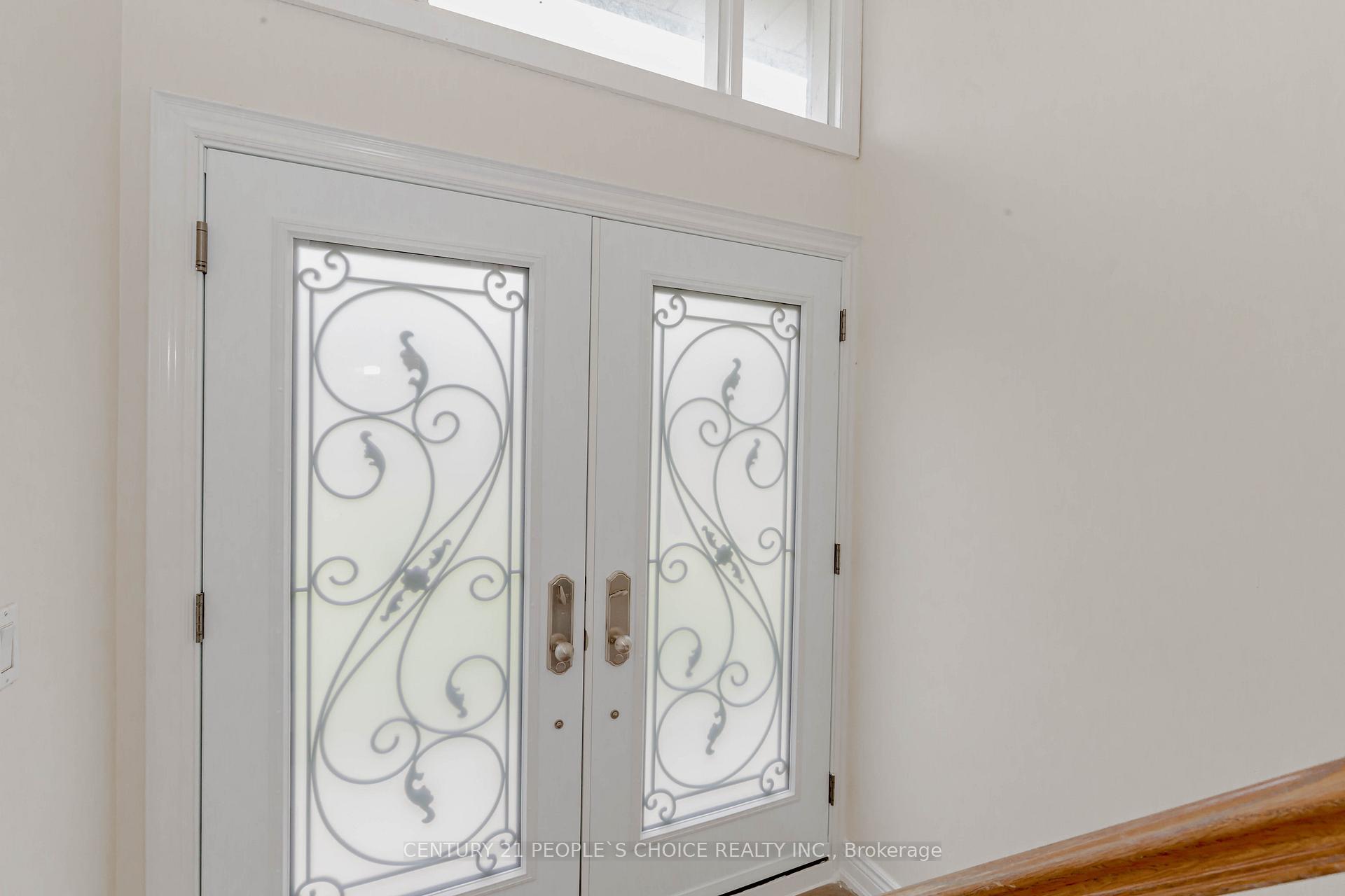 Property Photo: 215 Jeffcoat Drive N ON M9W 3E2