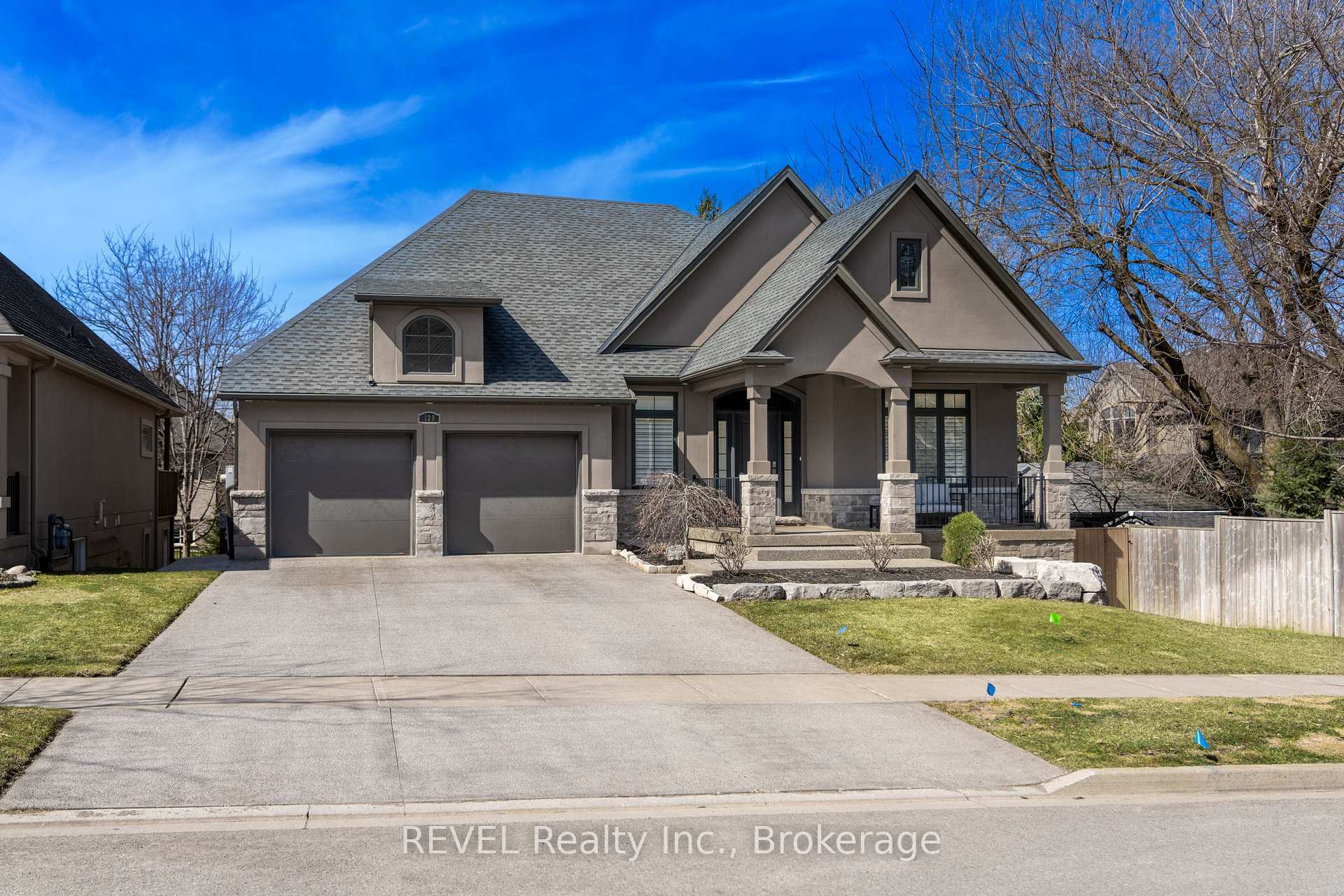 Property Photo: 129 Paxton Lane ON L0S 1J0