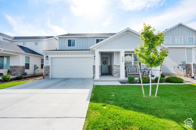 Property Photo: 3154 S Edgewater Ln W UT 84075