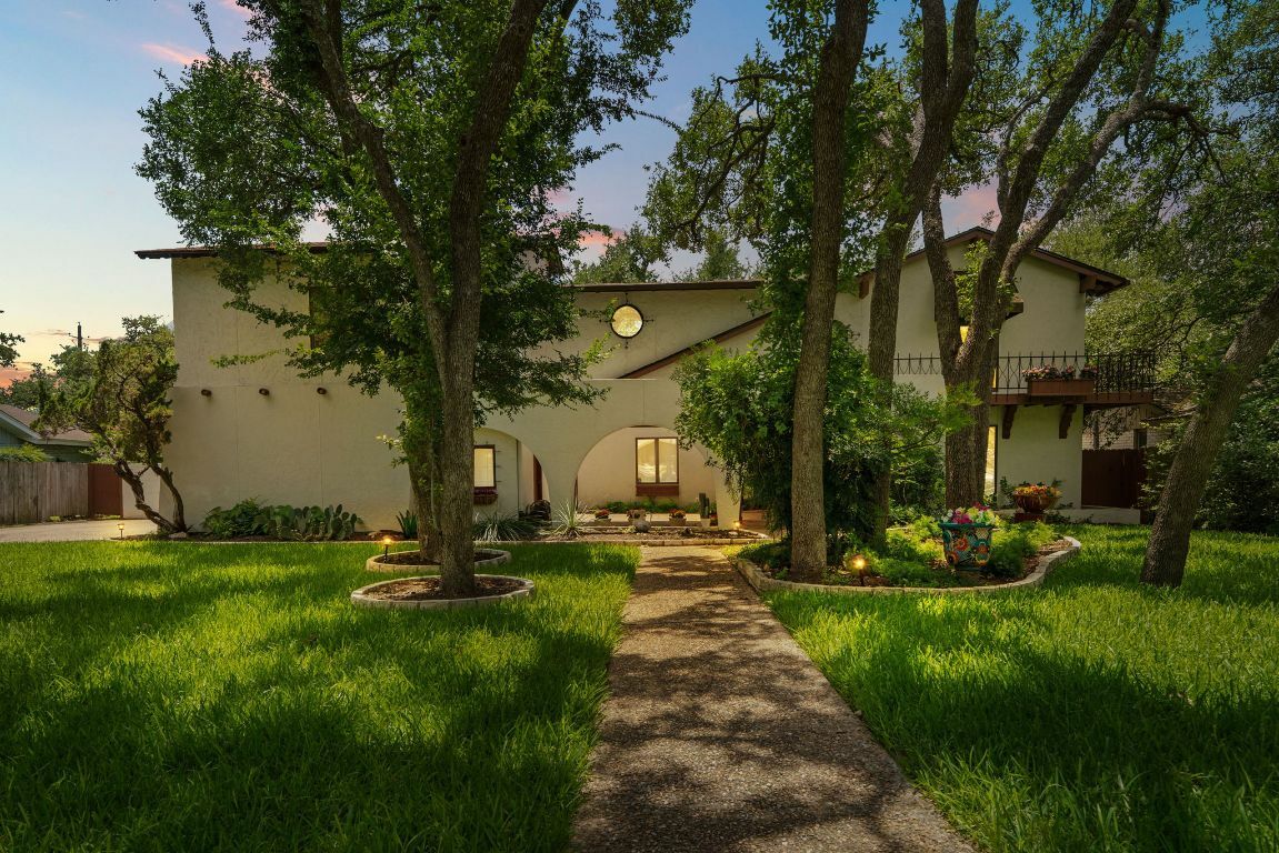11923 Brookwood Circle  Austin TX 78750 photo