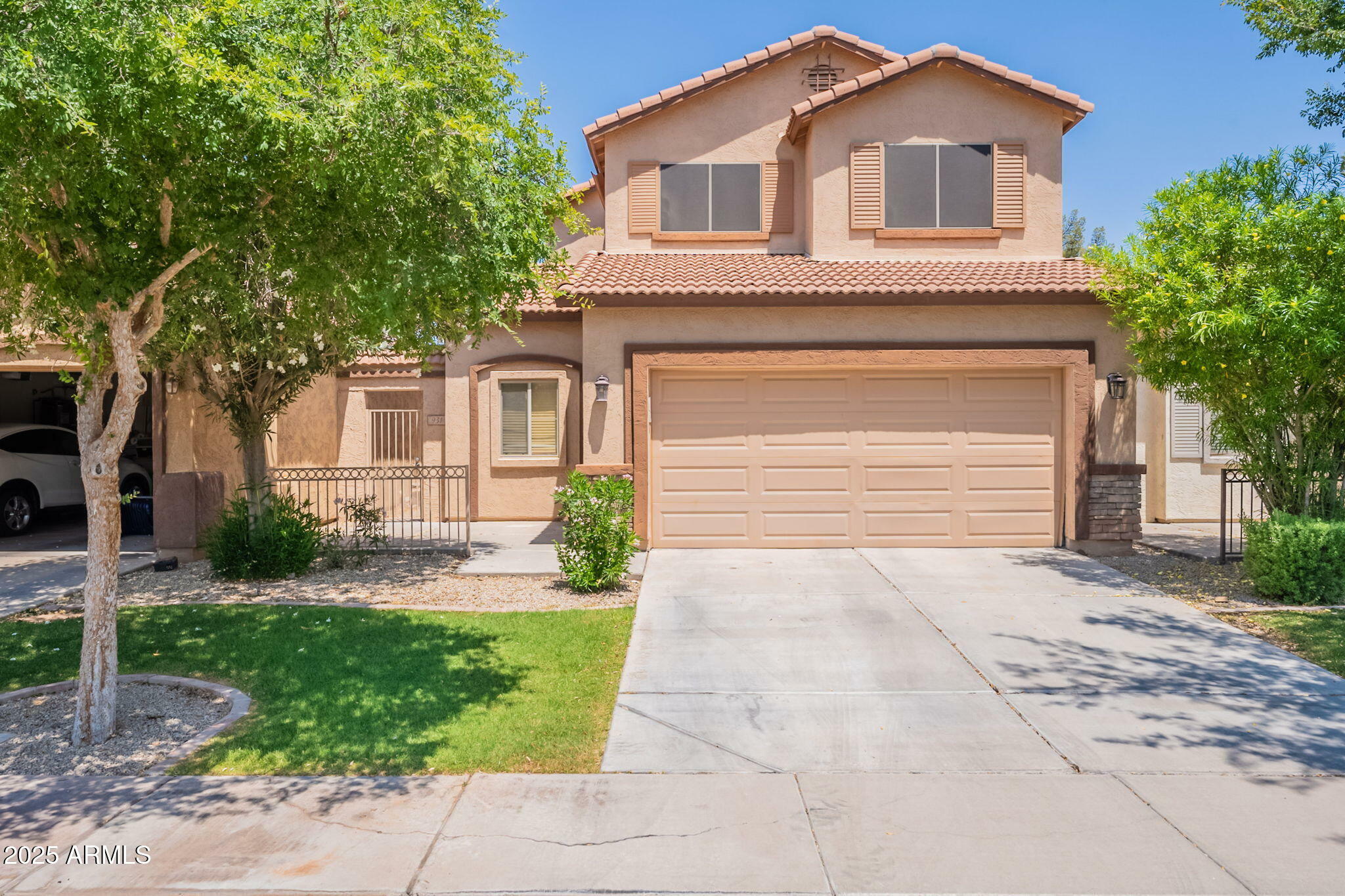 Property Photo: 931 S Racine Lane AZ 85296