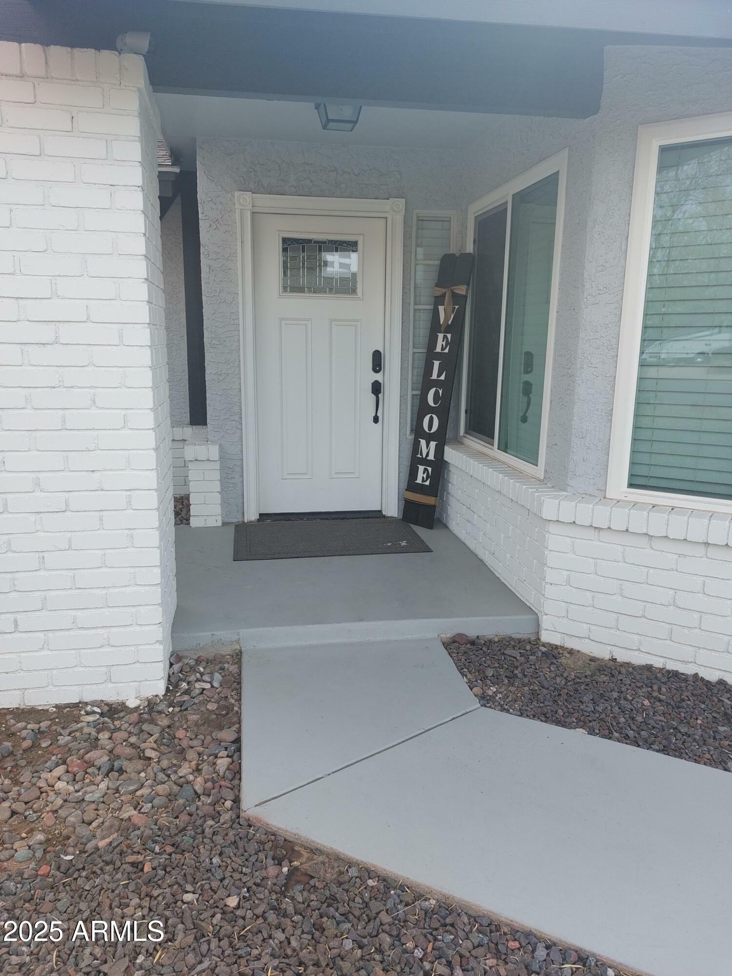 Property Photo: 8879 E Friess Drive AZ 85260