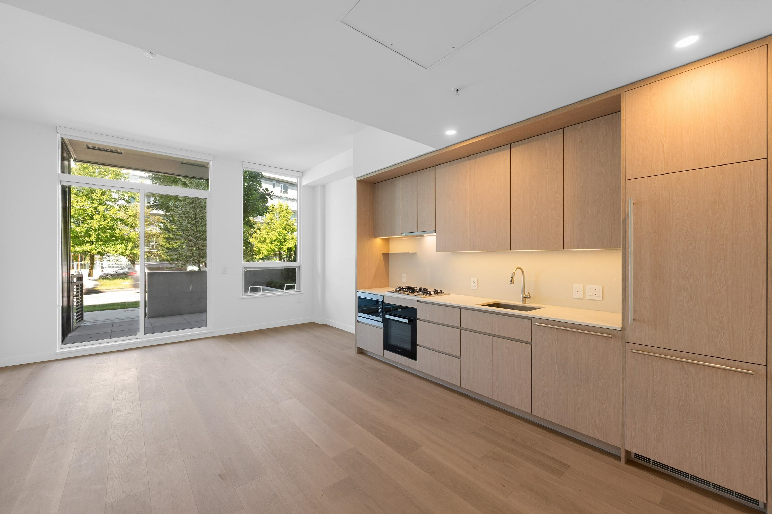 Property Photo: 5212 Cambie Street 11X BC V5Z 2Z7