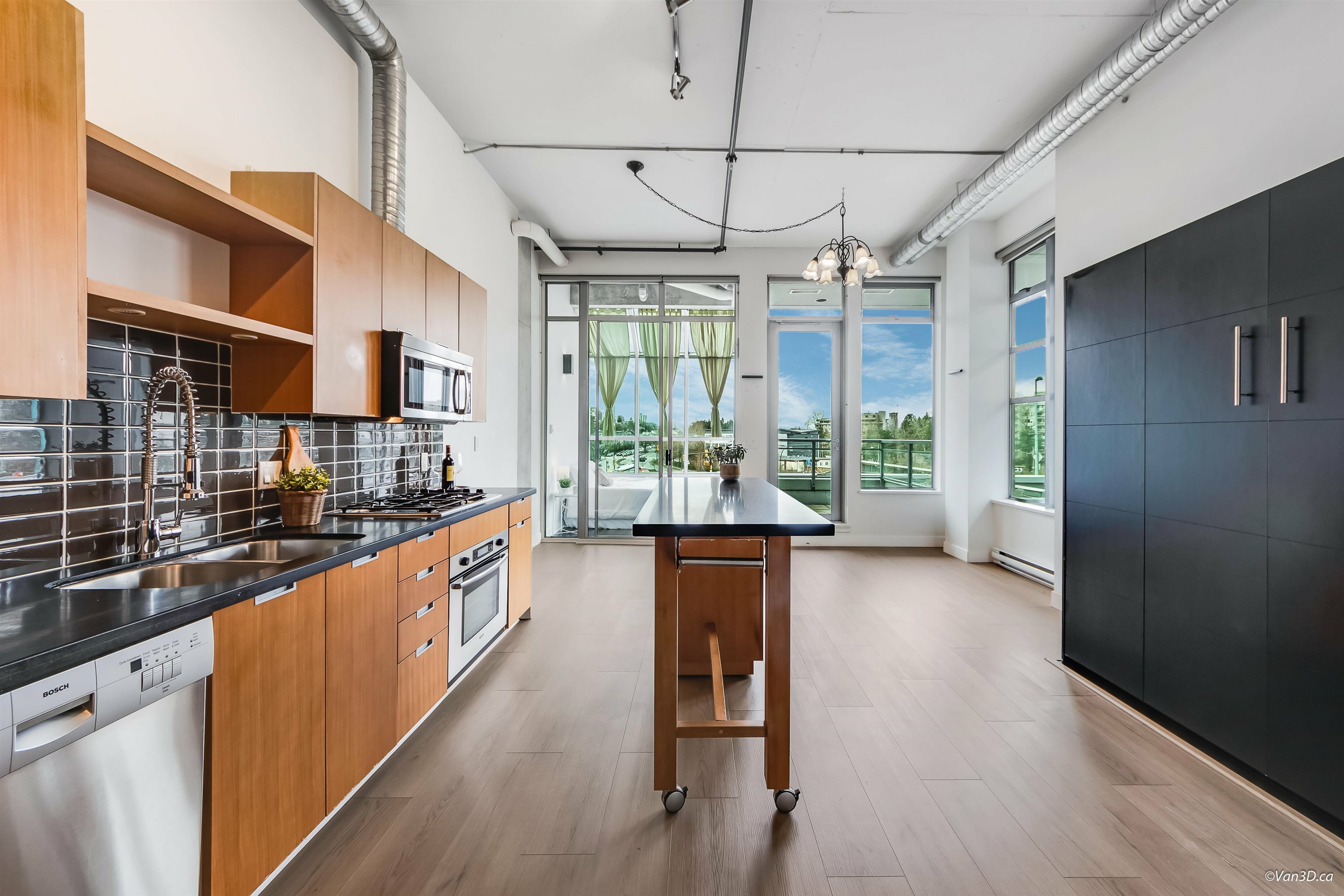 Property Photo: 495 W 6th Avenue 307 BC V5Y 1L3