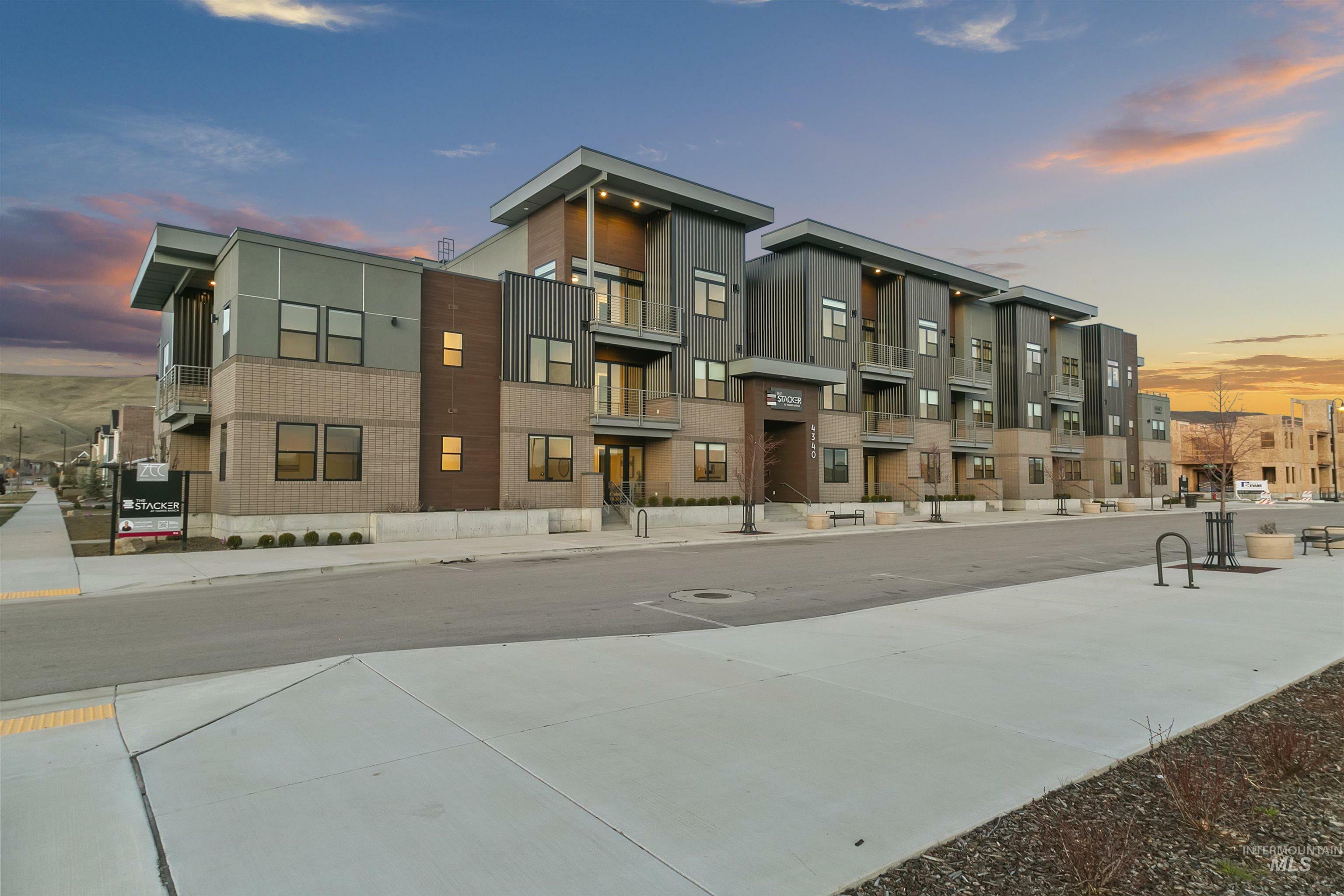 Property Photo: 4340 E Haystack St 204 ID 83716