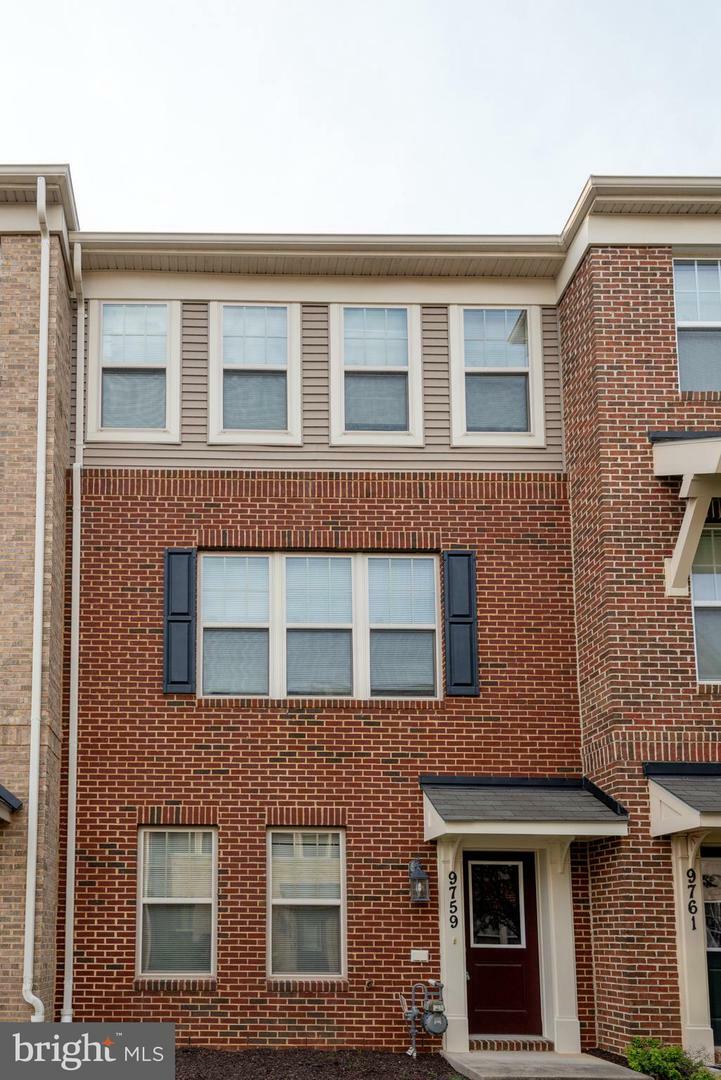 Property Photo: 9759 Kilt Place MD 20601