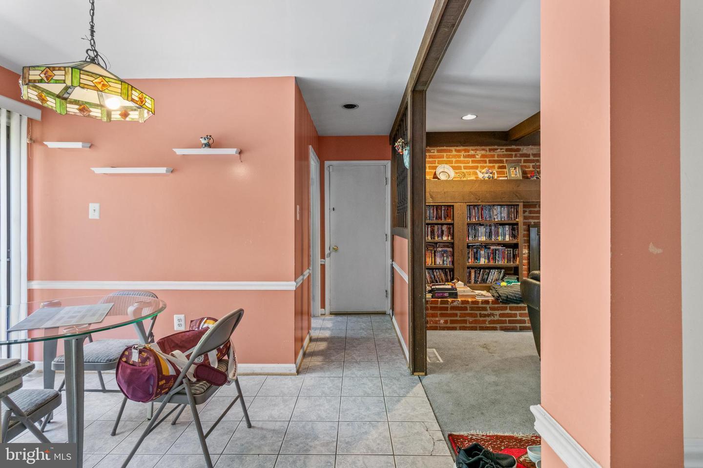 Property Photo: 17 Farm Haven Court MD 20852