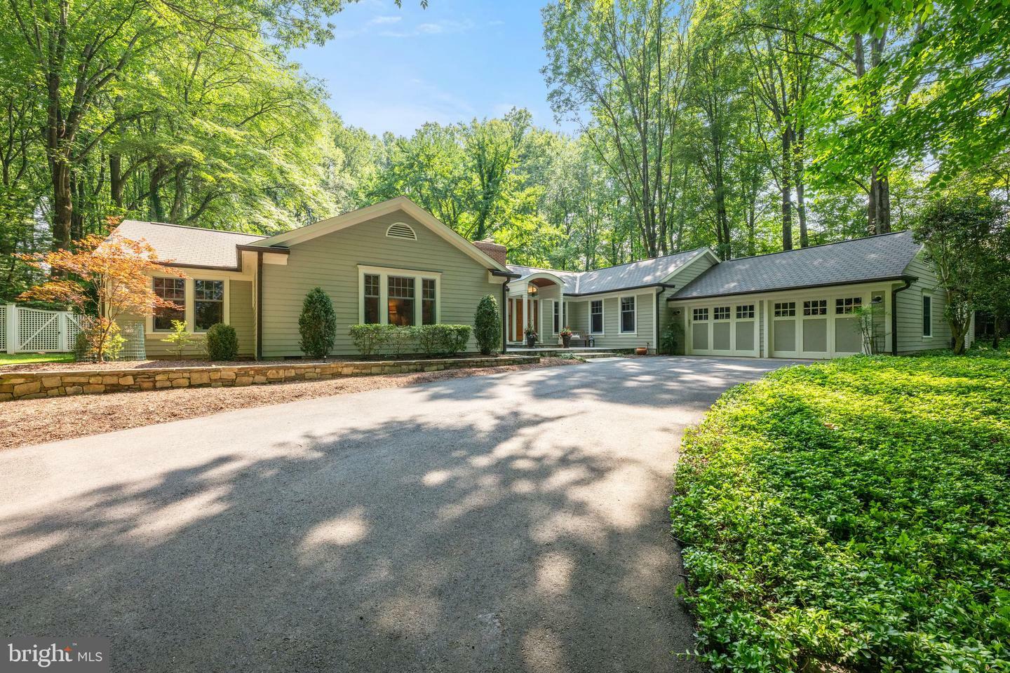 Property Photo: 1110 Kelso Road VA 22066