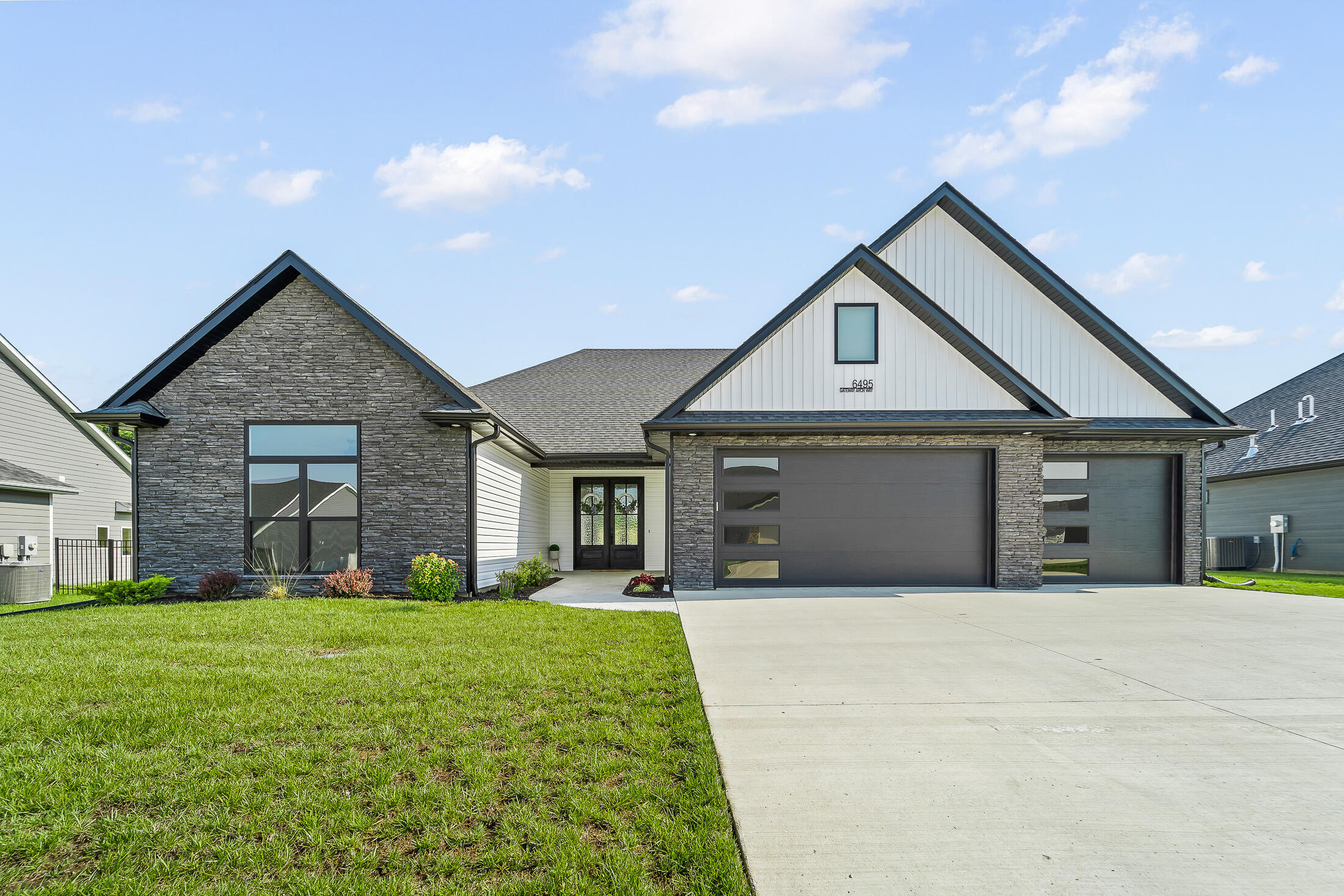 6495 Gateway Arch Way  Ashland MO 65010 photo