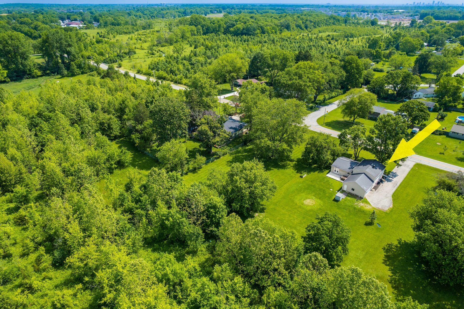 Property Photo: 389 Alton Road OH 43119