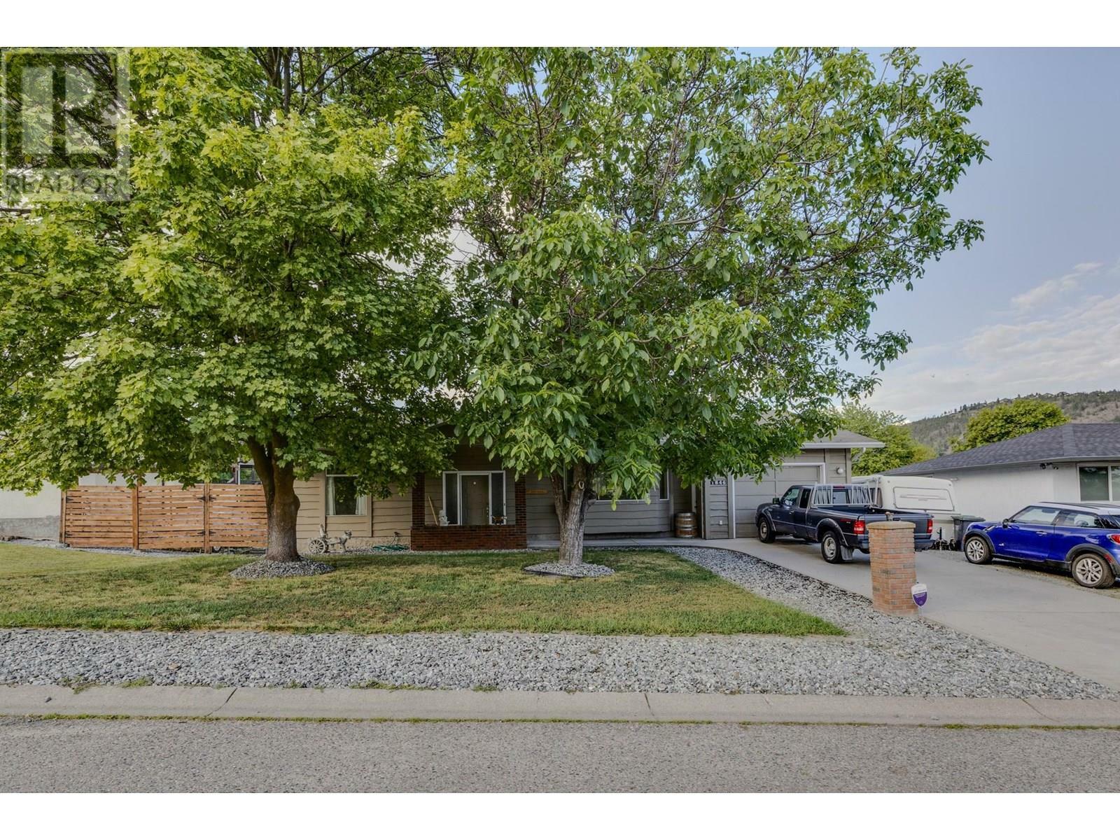 Property Photo: 1846 Upland Avenue BC V1Y 4G7