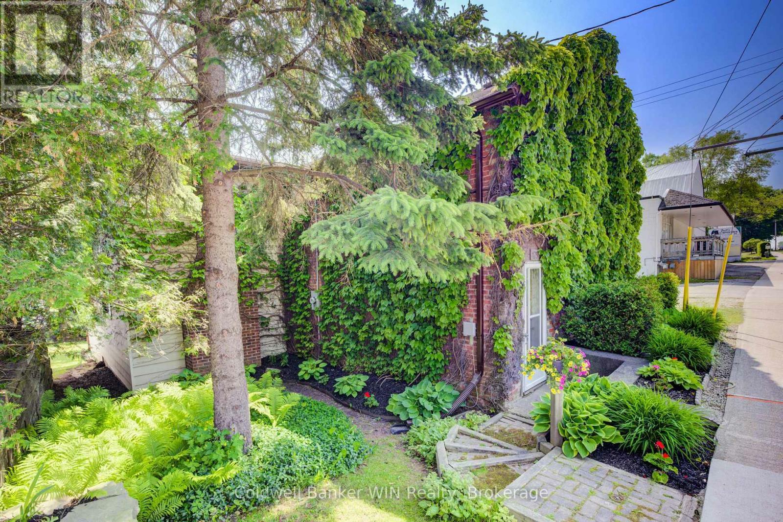 Property Photo: 175 Smith Street ON N0G 1A0