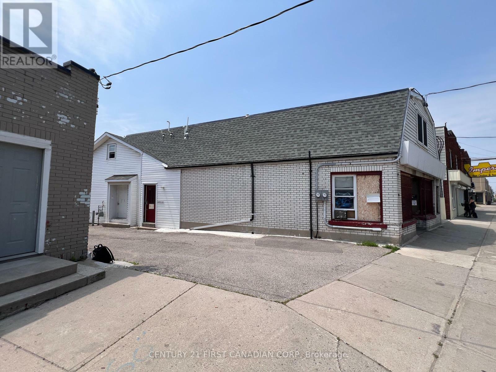 Property Photo: 745 & 749 Hamilton Road ON N5Z 1T8