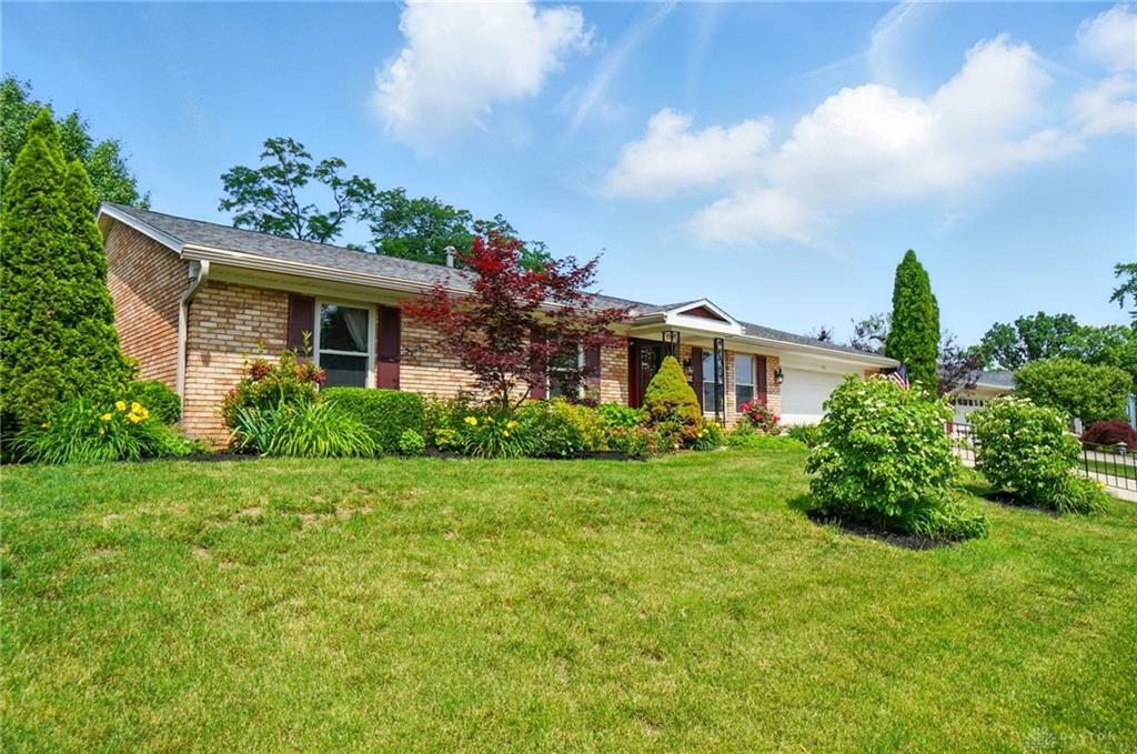 Property Photo:  1161 Leaf Tree Lane  OH 45377 