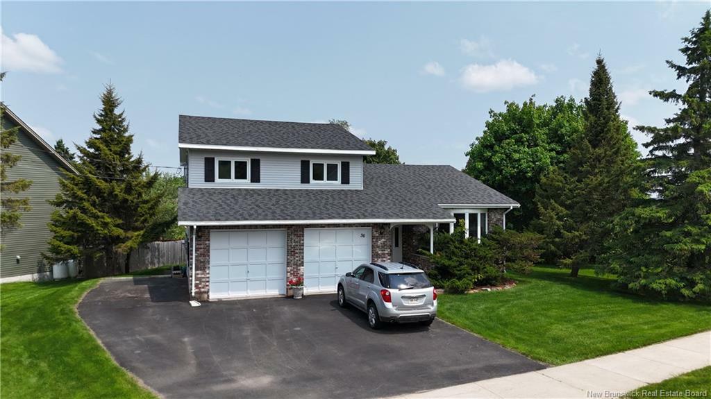 36 Macintosh Drive  New Maryland NB E3C 1B5 photo