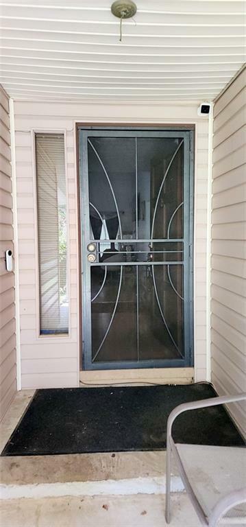 Property Photo: 200 Fox Hall Court Court GA 30349