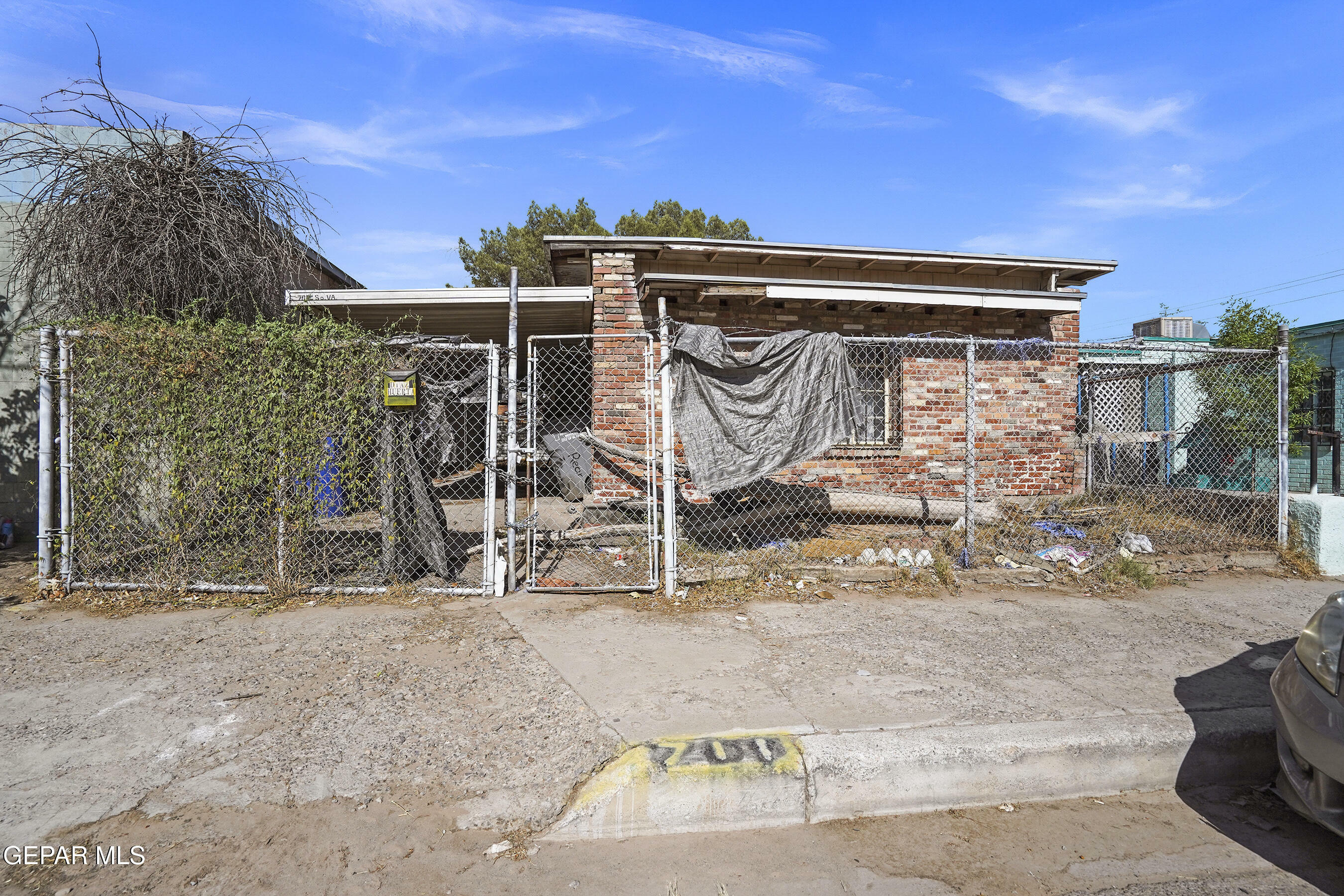 711 S Virginia Street  El Paso TX 79901 photo