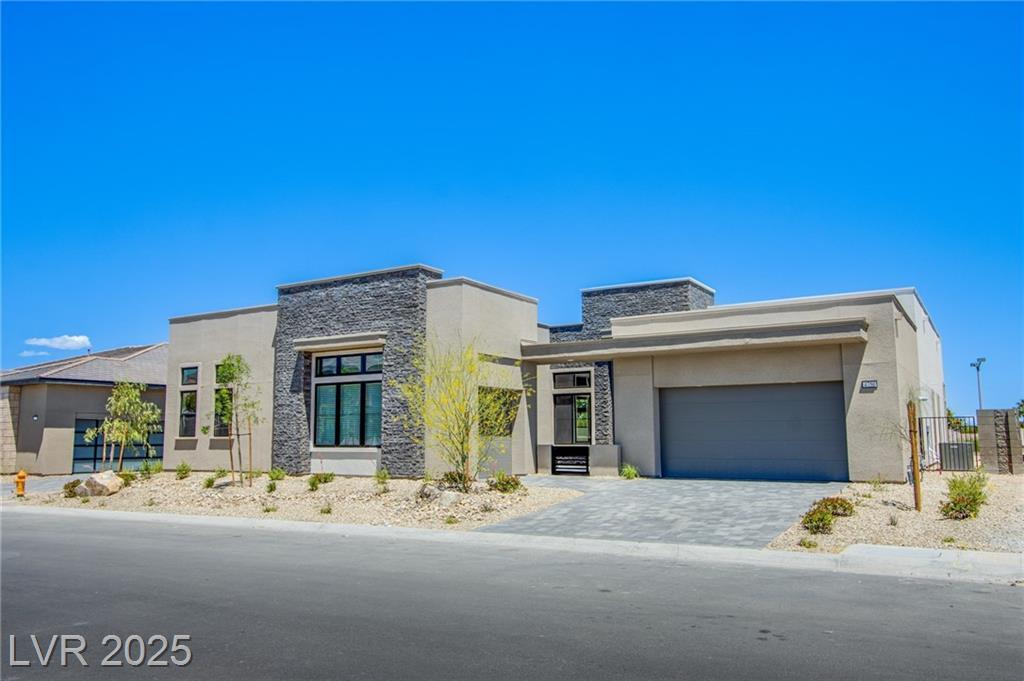 Property Photo: 4750 Outlook Peak Street NV 89135