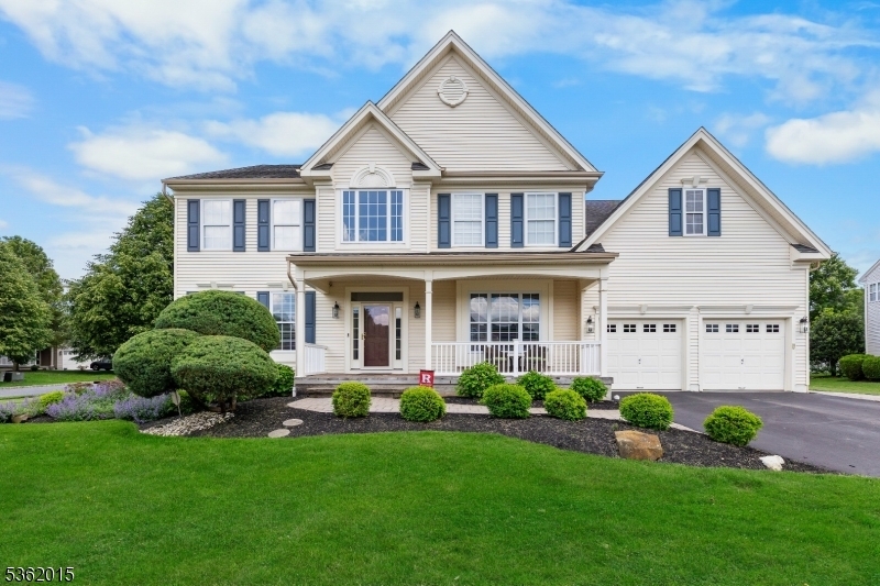 Property Photo: 1 Cottonwood Ct NJ 08809