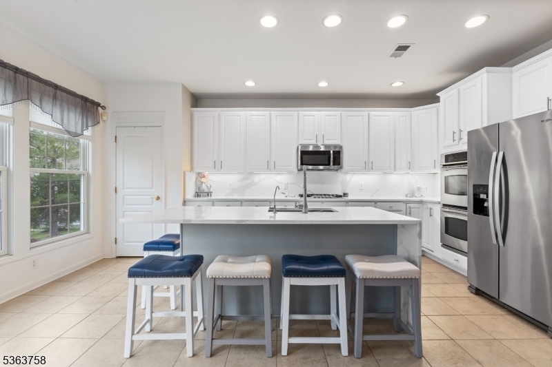 Property Photo: 172 Hickory Hill Blvd NJ 07512