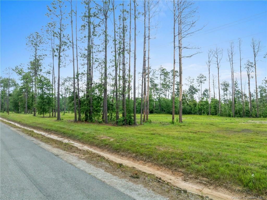 Property Photo: 0 Tract 5 Duke Hollingsworth Road LA 70657