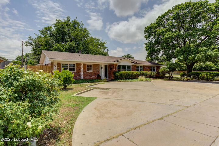 Property Photo:  4013 48th Street  TX 79413 