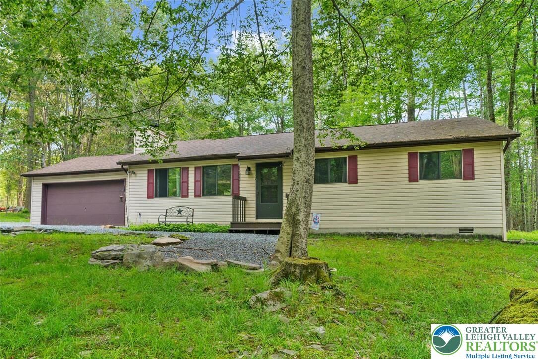 Property Photo:  130 Tommys Lane  PA 18347 