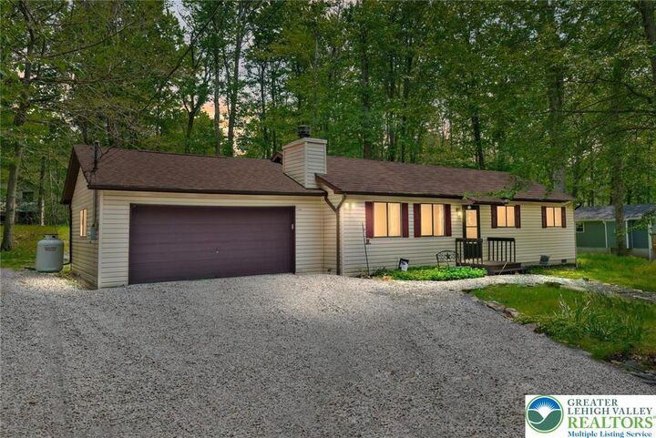 130 Tommys Lane  Tobyhanna Twp PA 18347 photo