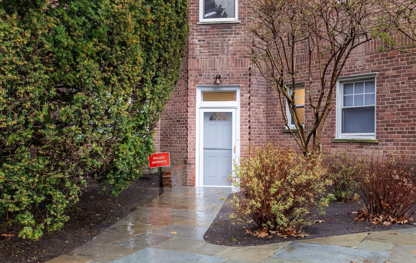 Property Photo:  50 North Broadway B1  NY 10603 