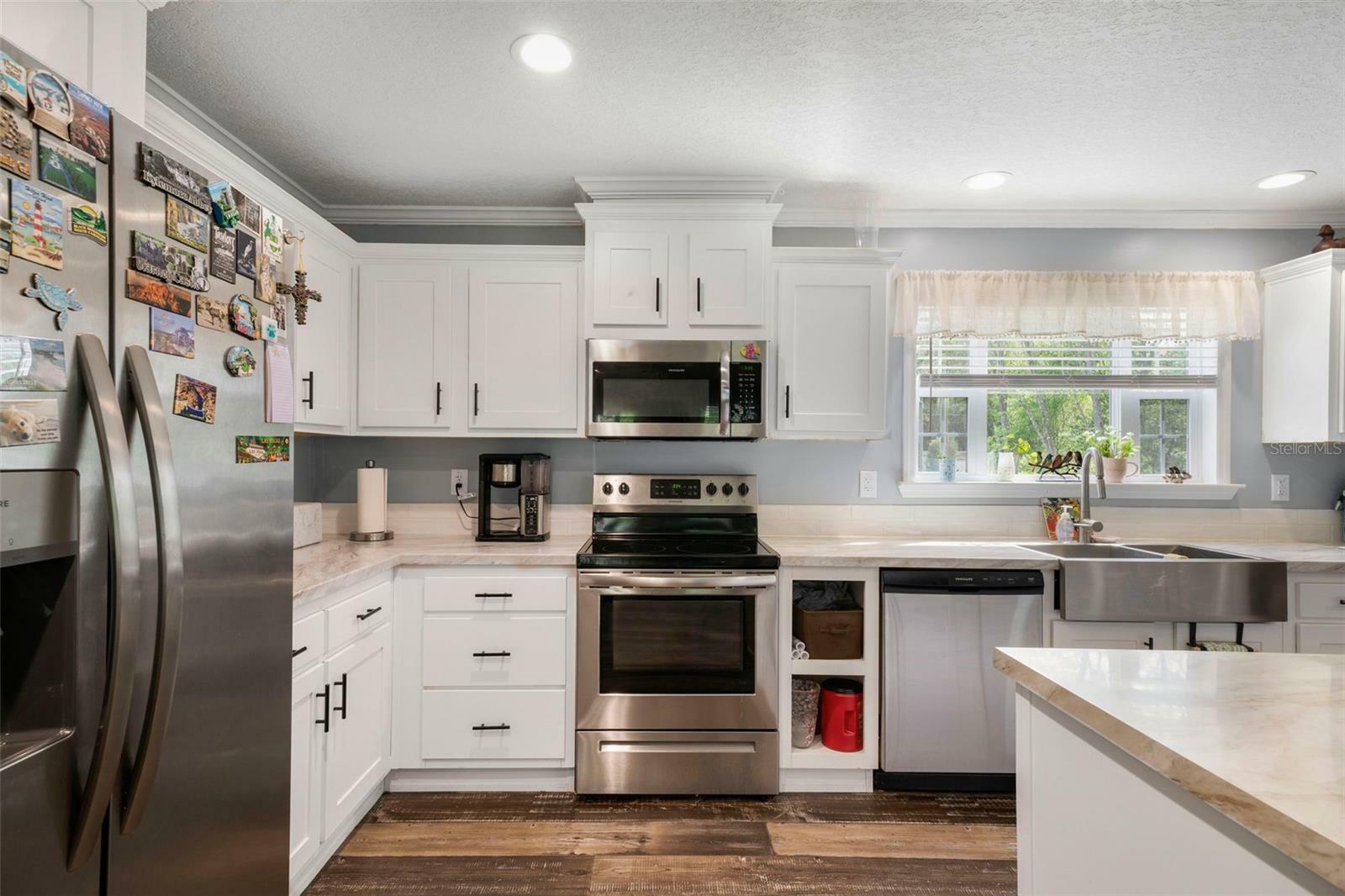 Property Photo: 15691 NE 46 Street FL 32696
