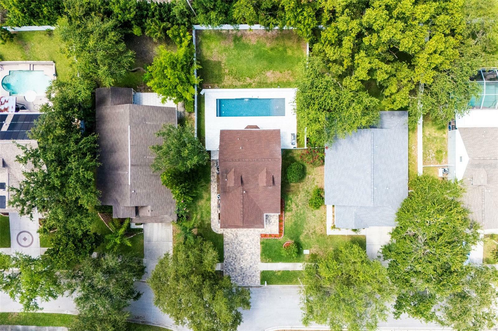 Property Photo: 346 Gray Oak Drive FL 34689