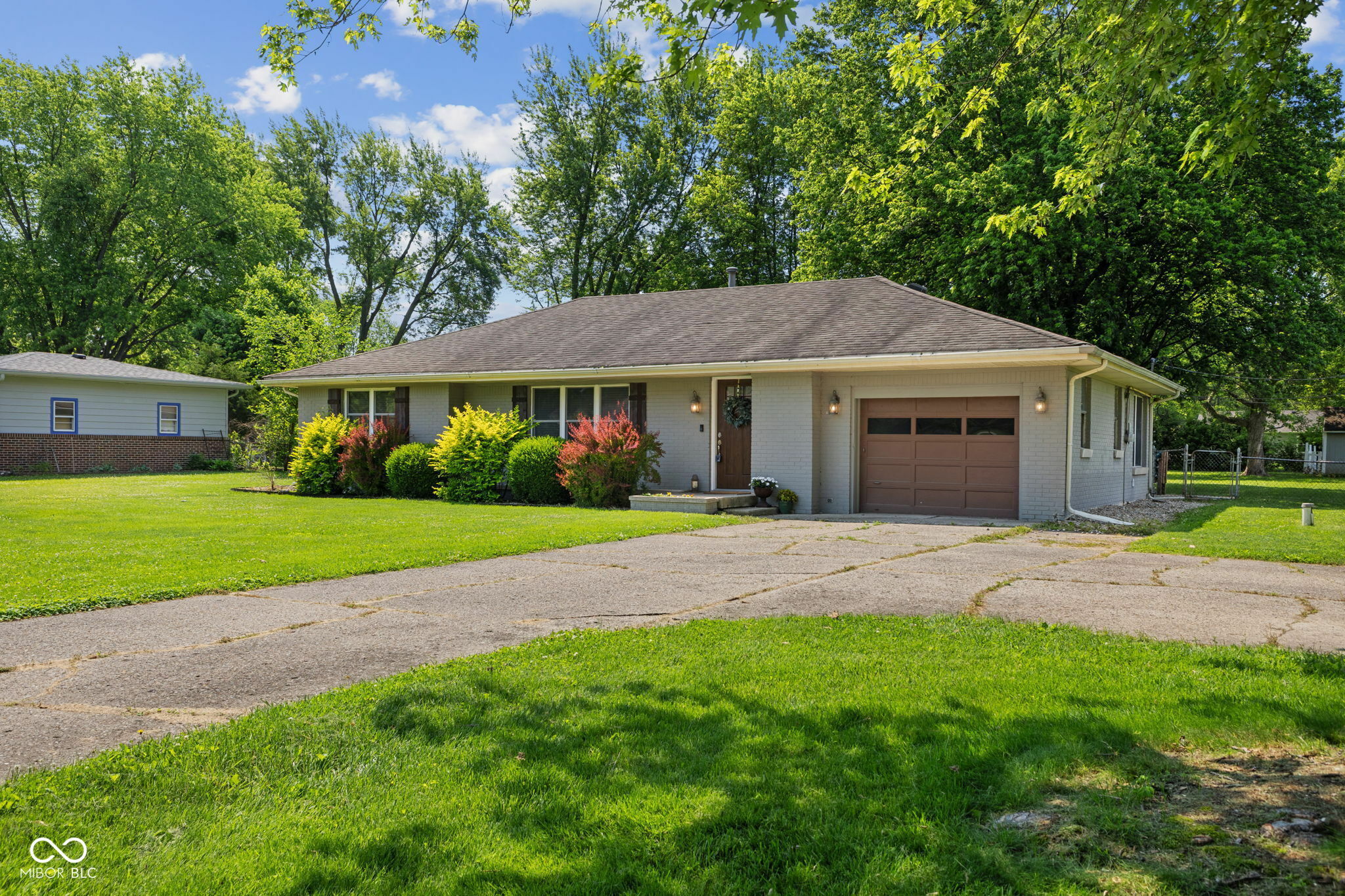 Property Photo:  105 Tulip Drive  IN 46227 