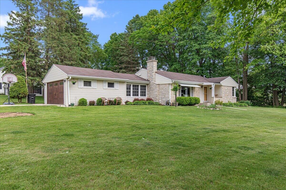 Property Photo: W204n6612 Lannon Rd WI 53051