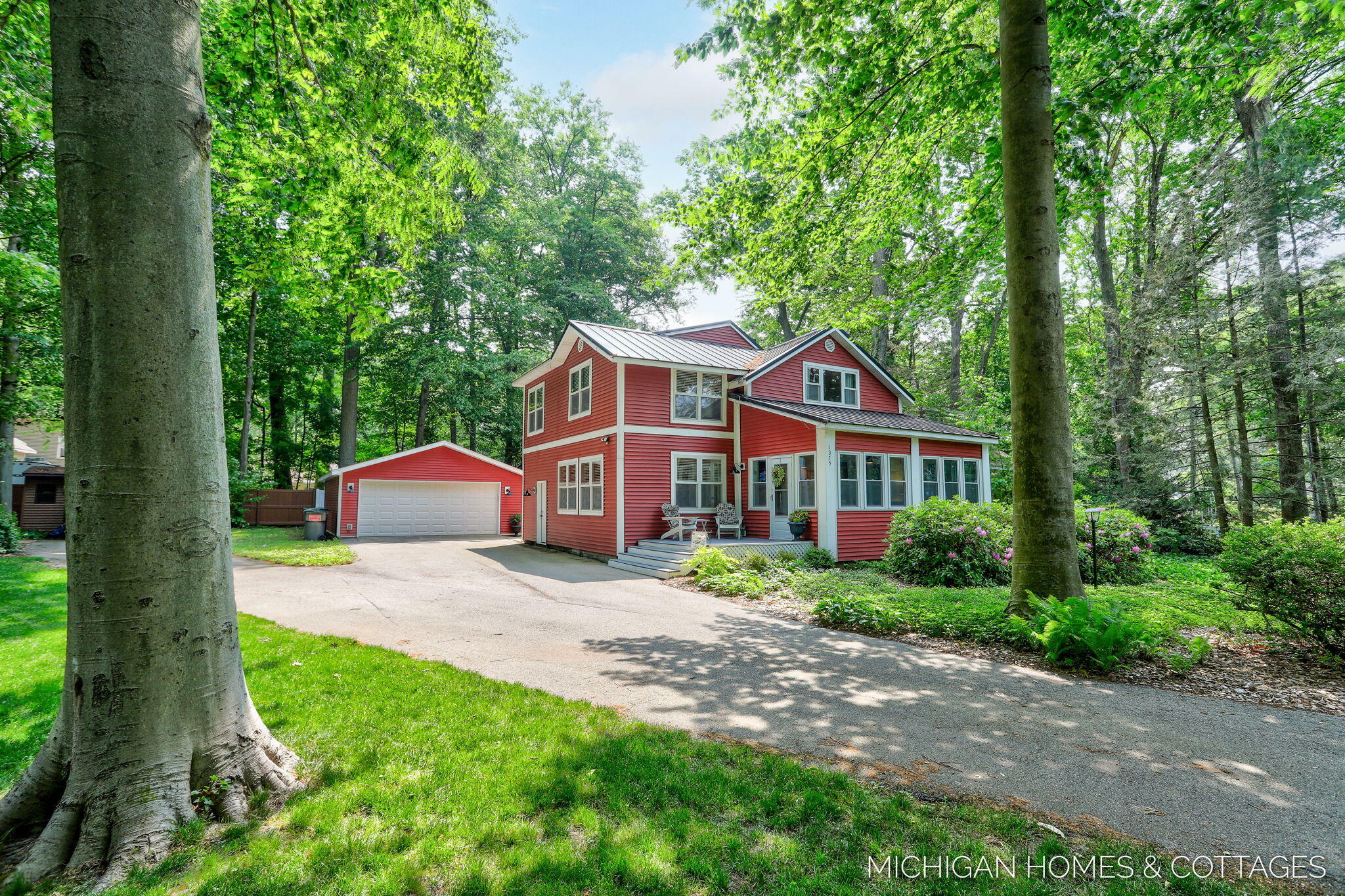 Property Photo: 1375 Waukazoo Drive MI 49424