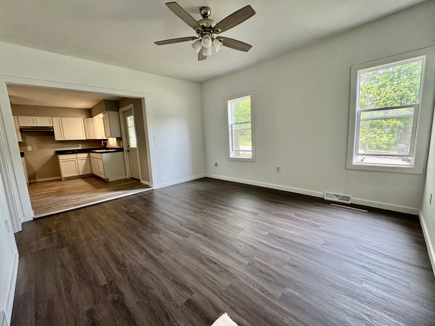 Property Photo:  73 4th Street  IL 61301 