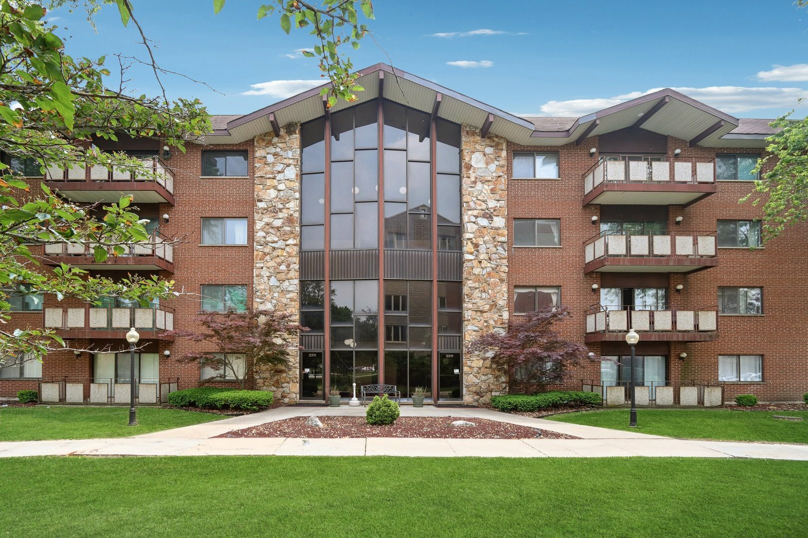 Property Photo: 2311 183rd Street 203 IL 60430
