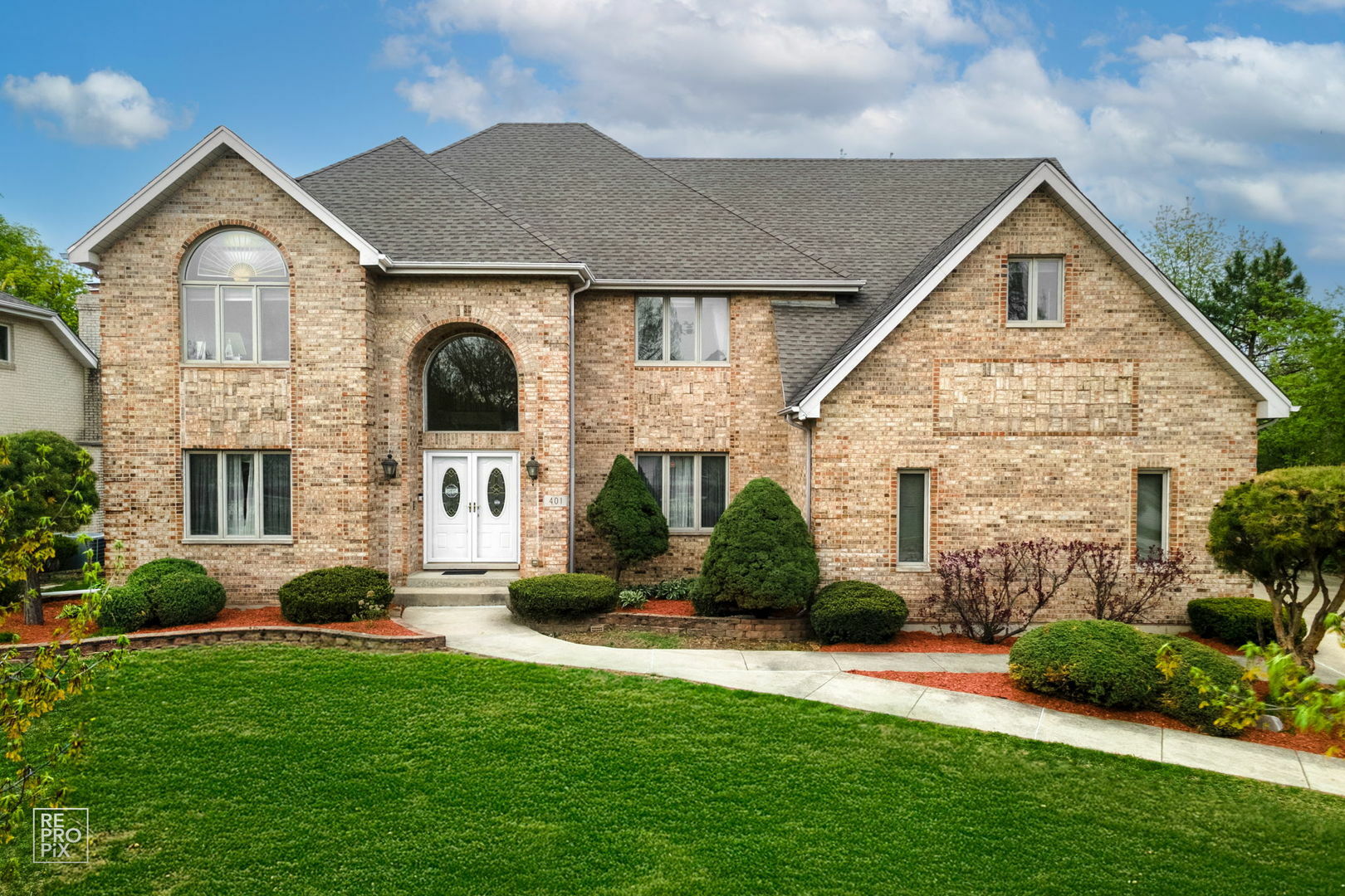 401 Jason Lane  Schaumburg IL 60173 photo